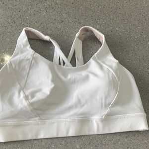 Lululemon sports bra free to be serene